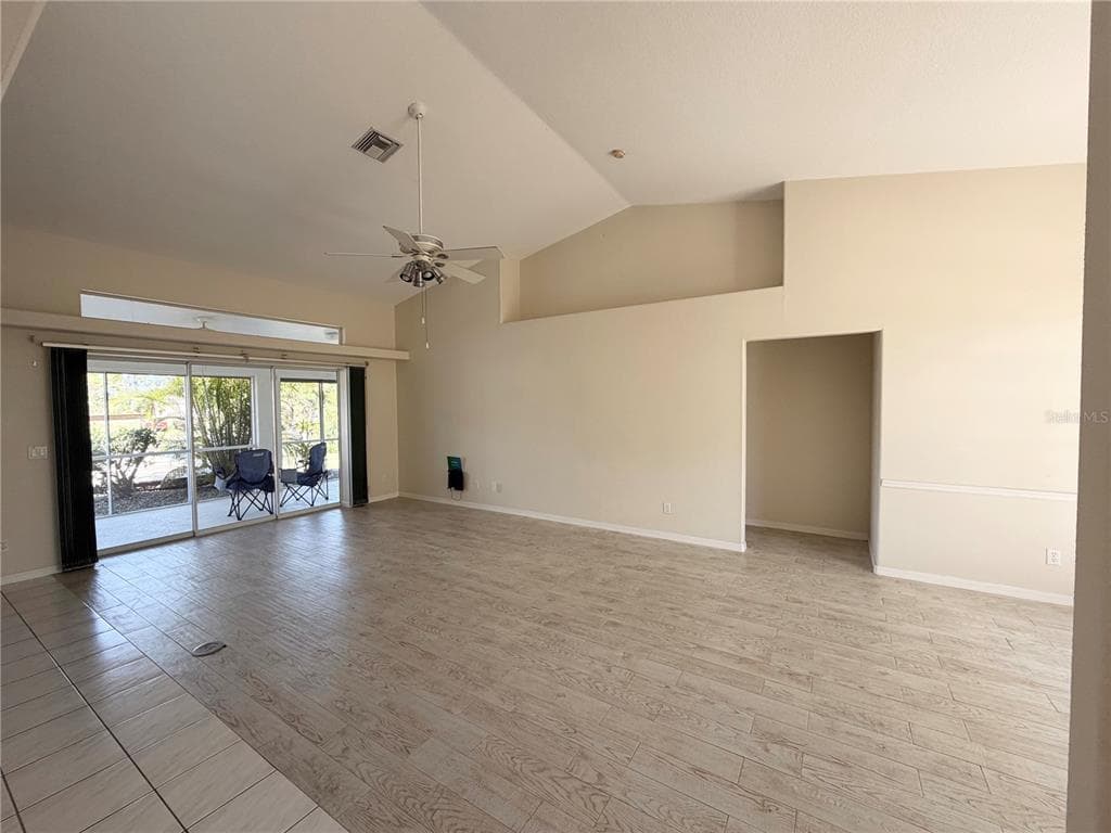 15140 LYNEBURG AVENUE photo 8
