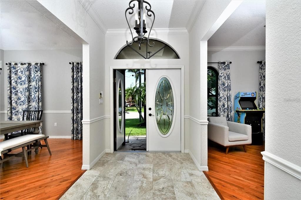 355 TRIESTE DRIVE photo 6
