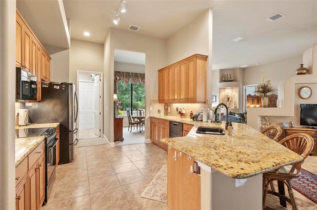 23 CREEKSIDE DRIVE photo 13