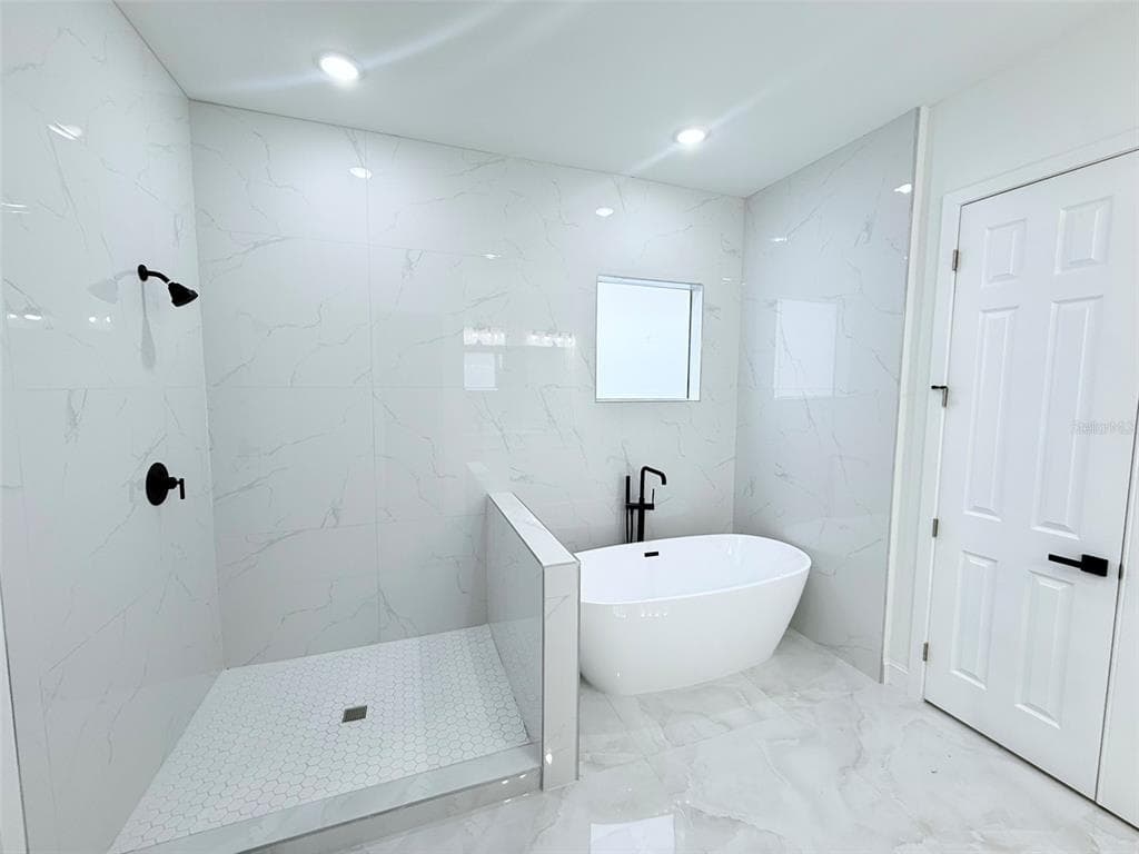 34 EVARO DRIVE photo 22