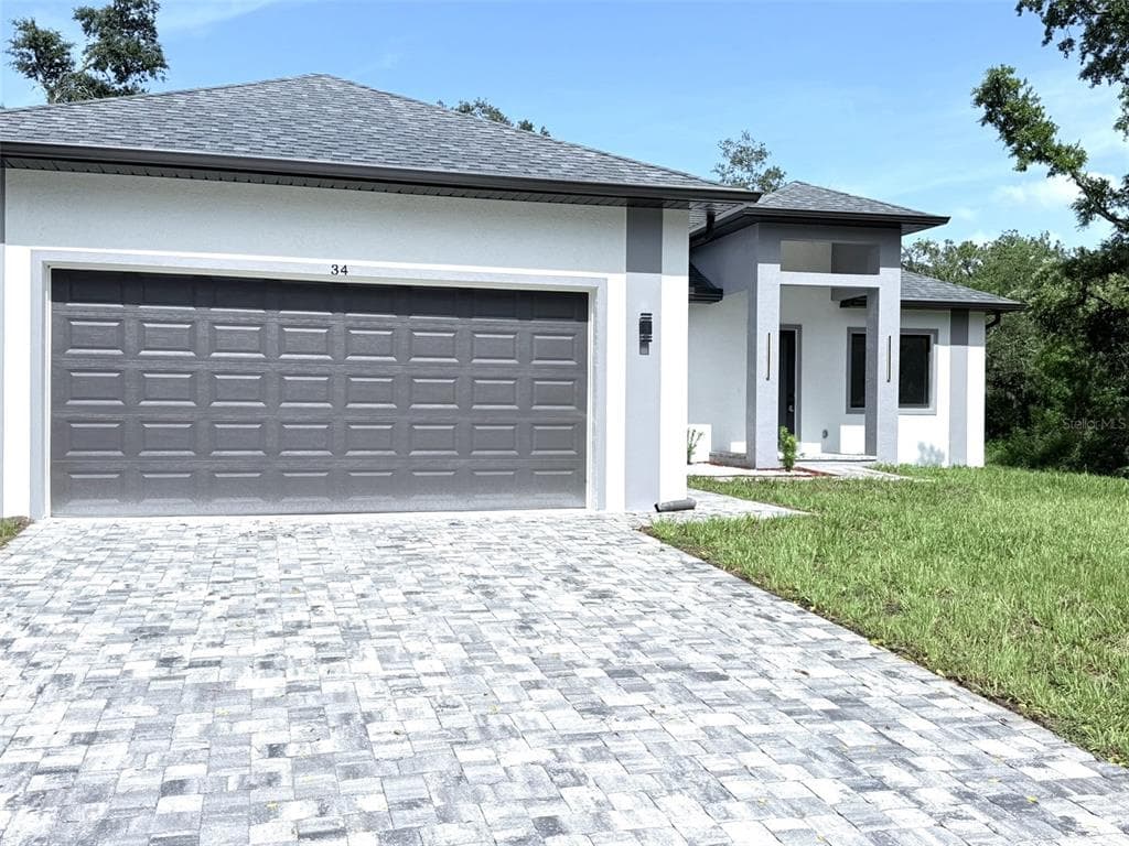 34 EVARO DRIVE photo 1