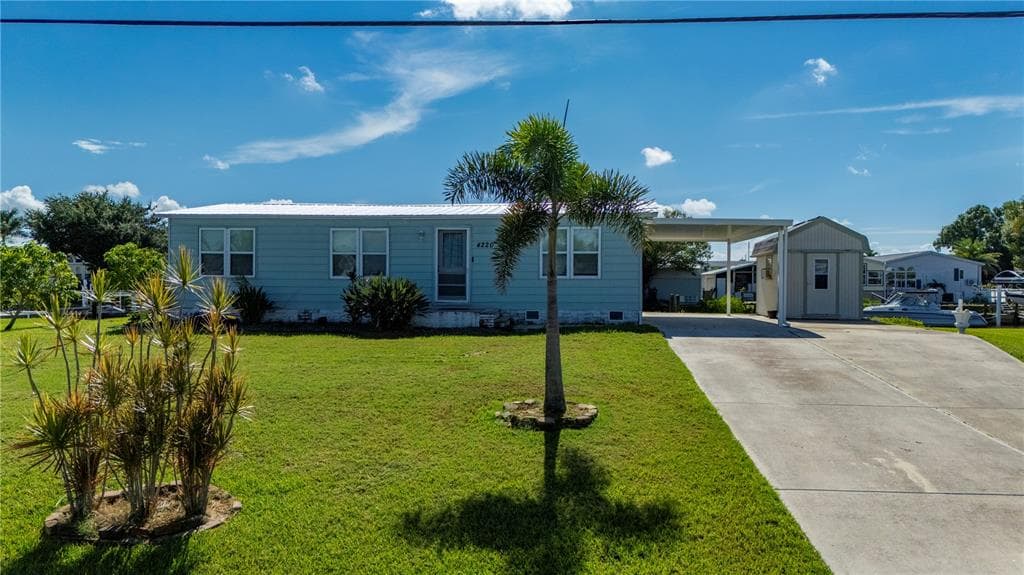 4220 DELTONA DRIVE photo 3