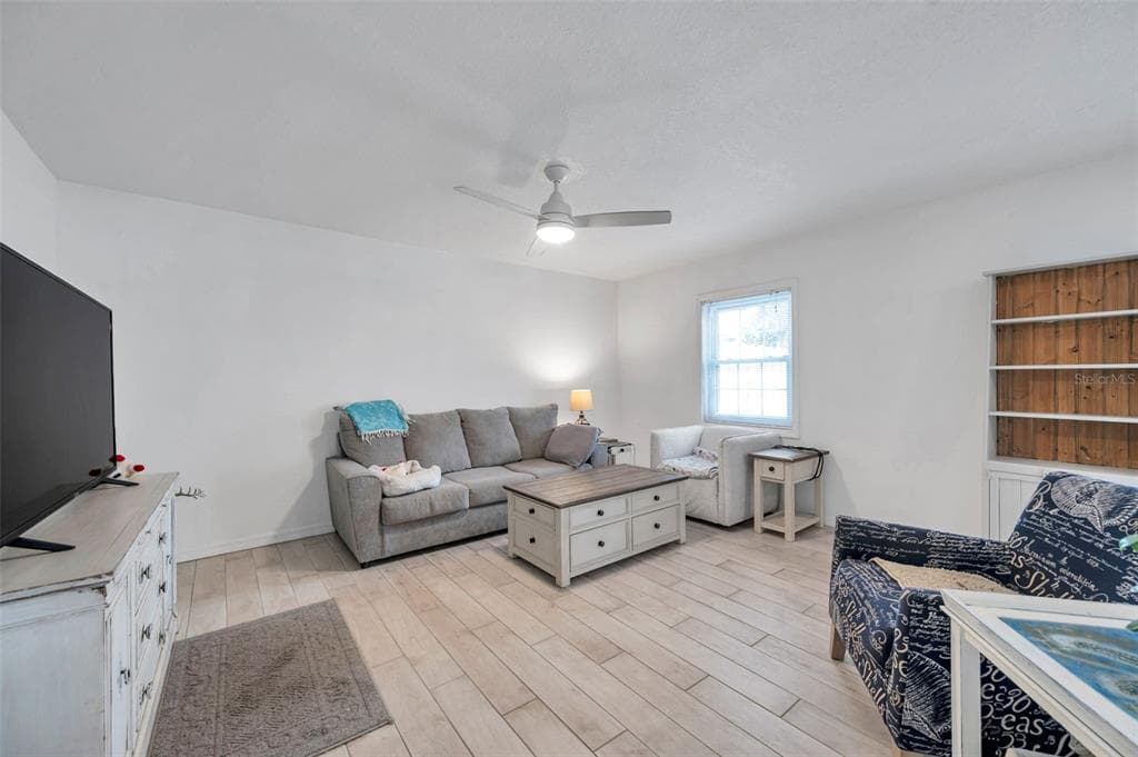 121 SEAHORSE DRIVE SE A photo 6