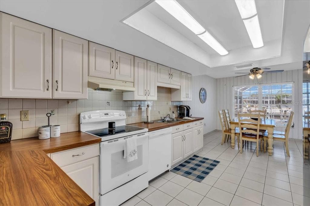 3816 ROYAL PALM DRIVE 5