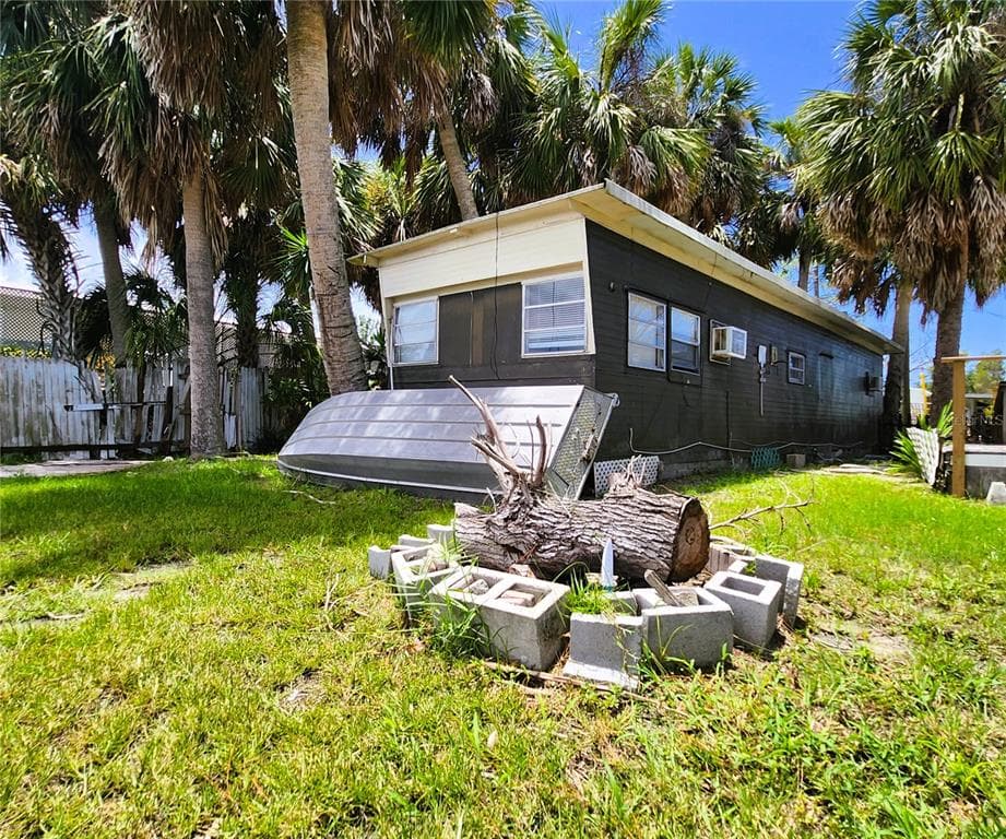 6977 EDGEWATER DRIVE photo 5