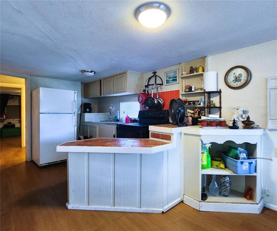 6977 EDGEWATER DRIVE photo 19