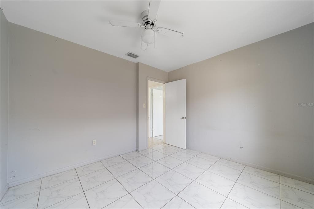 4045 CONWAY BOULEVARD photo 9