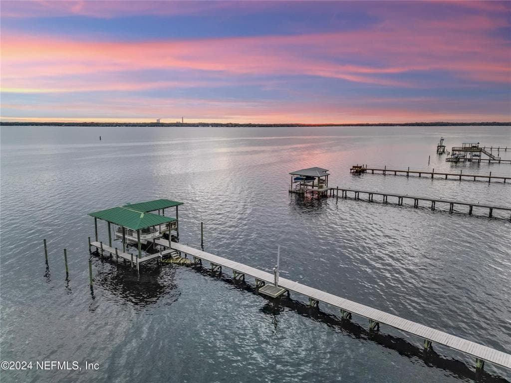 1711 COUNTY ROAD 13 S 1