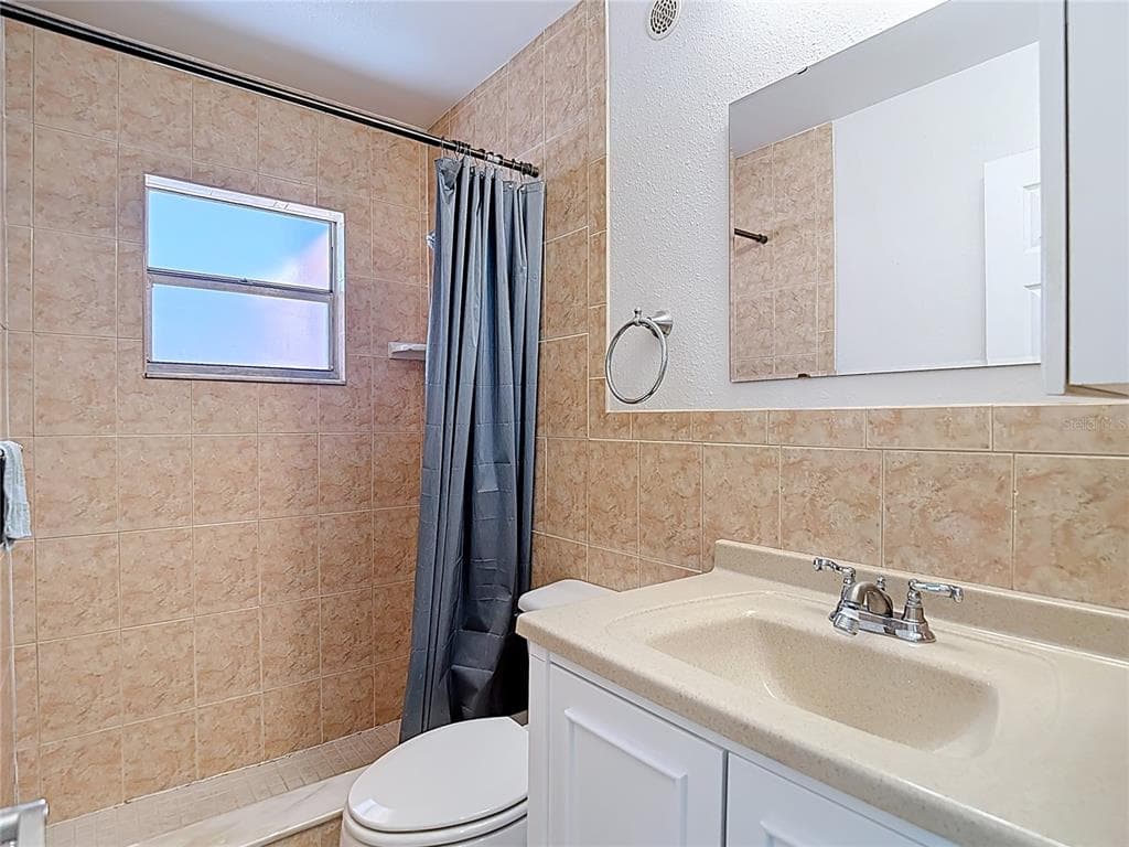 13816 VICTOR AVENUE photo 22