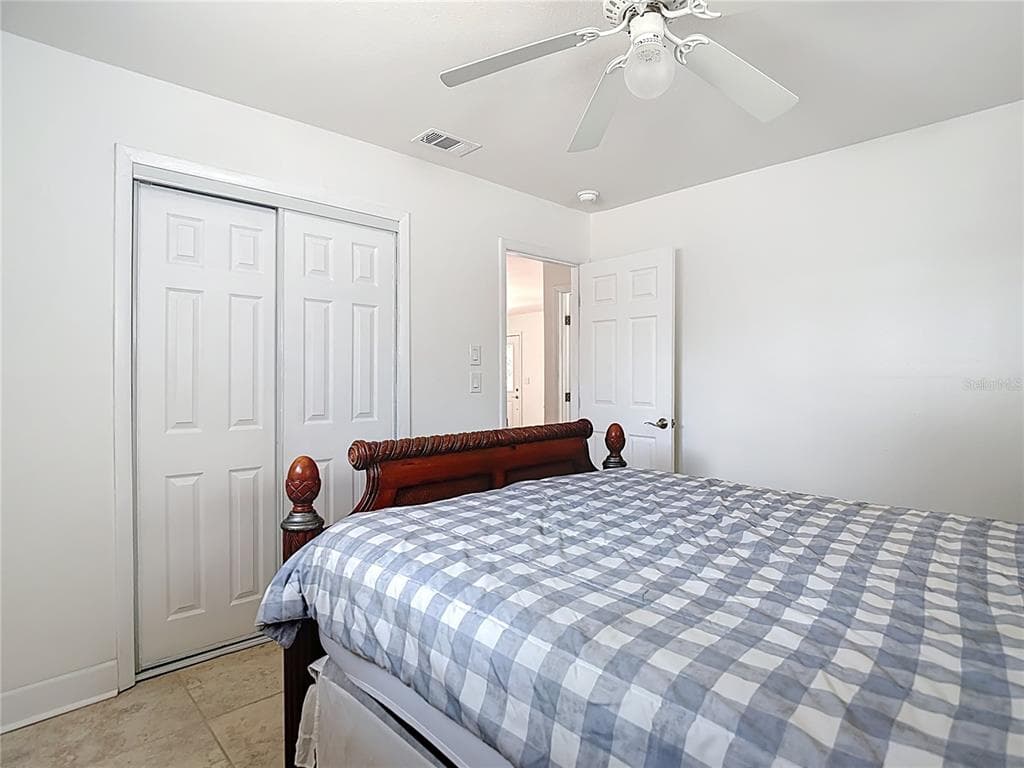 13816 VICTOR AVENUE photo 10