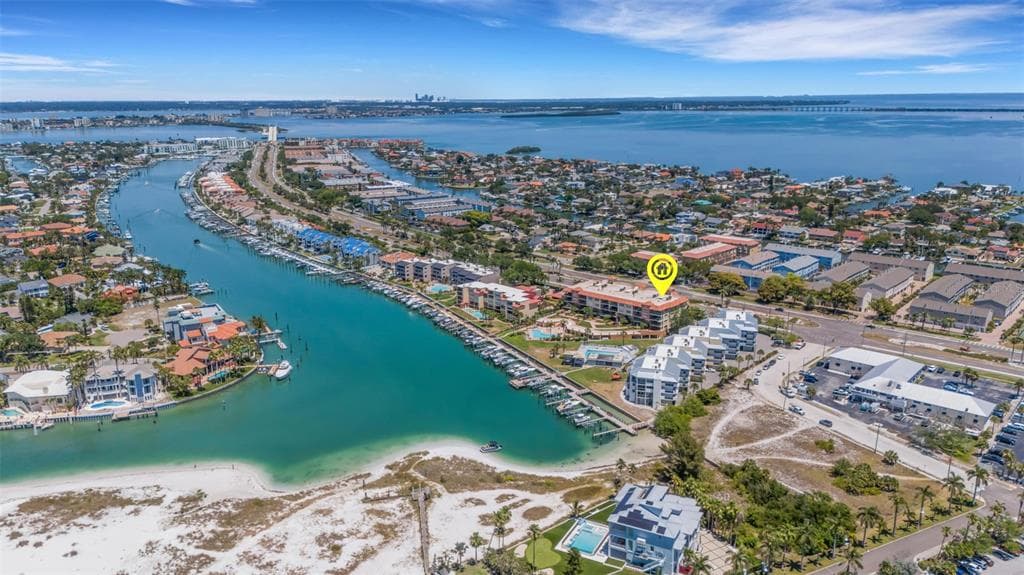 1090 PINELLAS BAYWAY S A5 photo 2