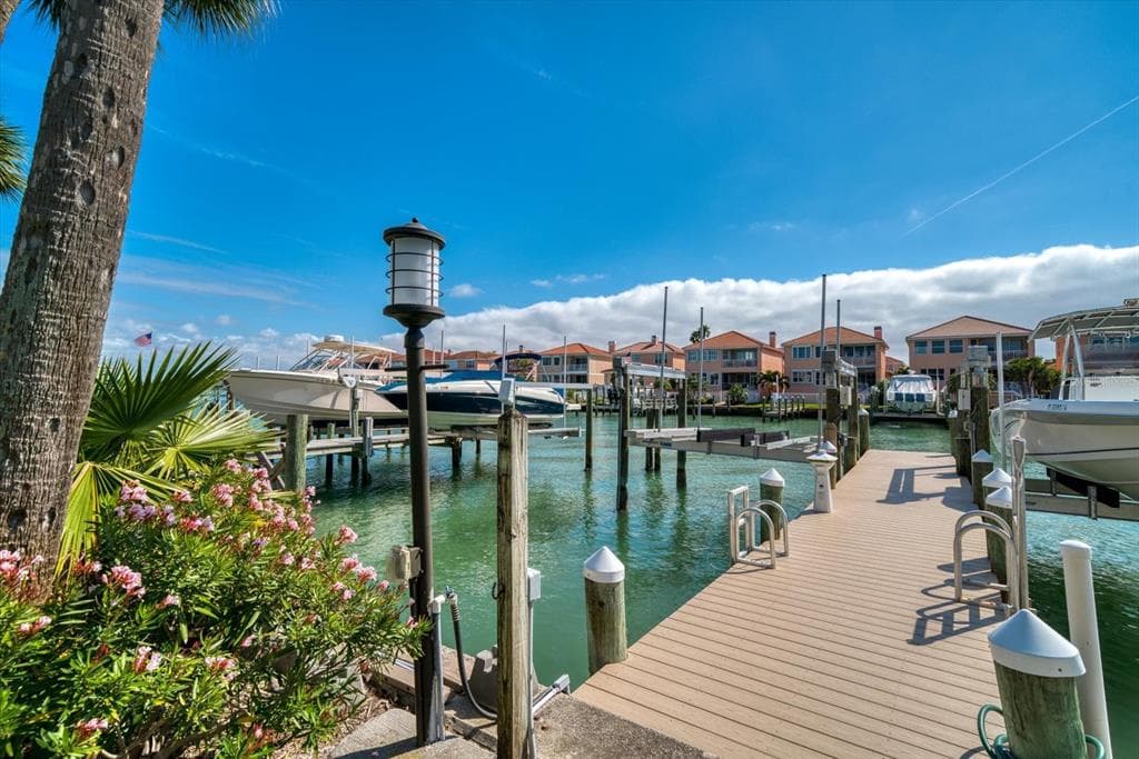 119 MARINA DEL REY COURT 5