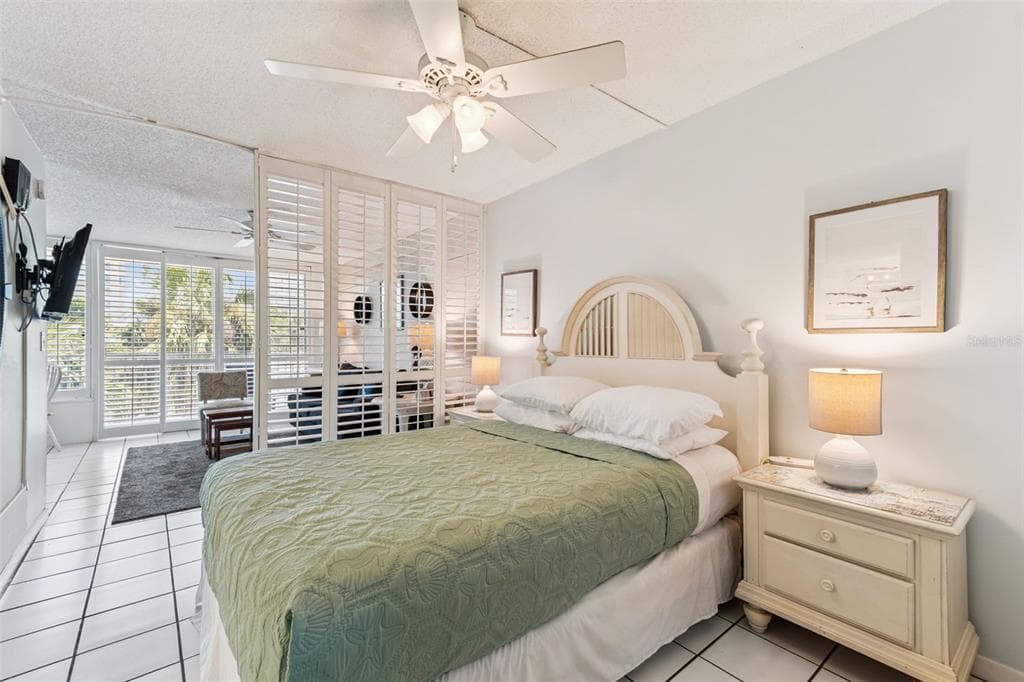 800 BAYWAY BOULEVARD #17 3