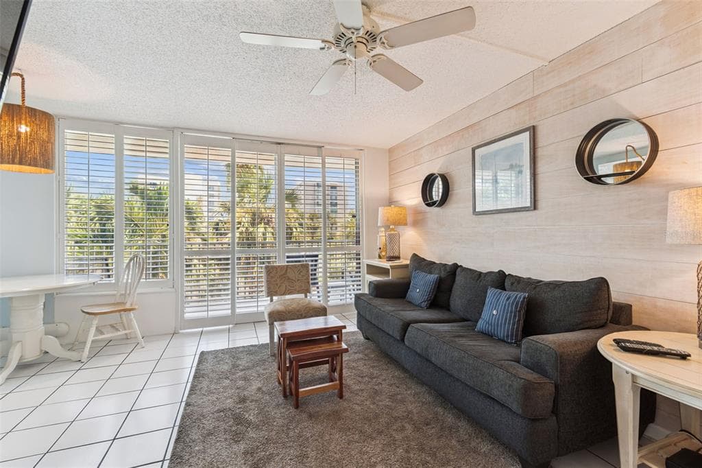 800 BAYWAY BOULEVARD #17 4