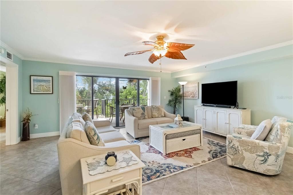 50 MEREDITH DRIVE 8 photo 12