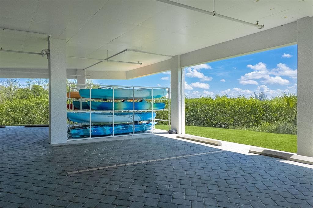 1375 BEACH ROAD 210 photo 8