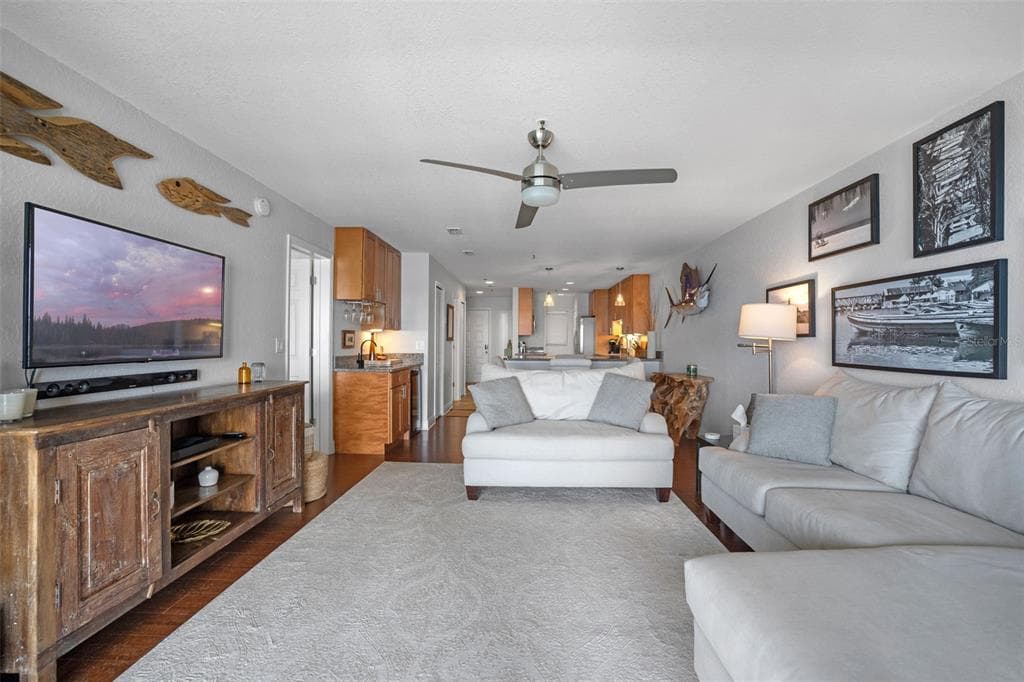 442 BOUCHELLE DRIVE #203 2