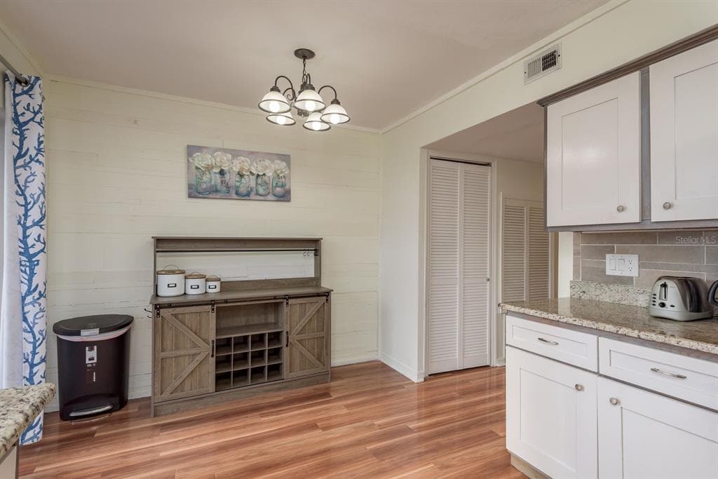 5557 SEA FOREST DRIVE 118 photo 12