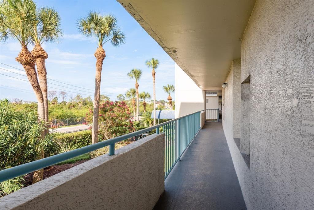 5557 SEA FOREST DRIVE #118 5