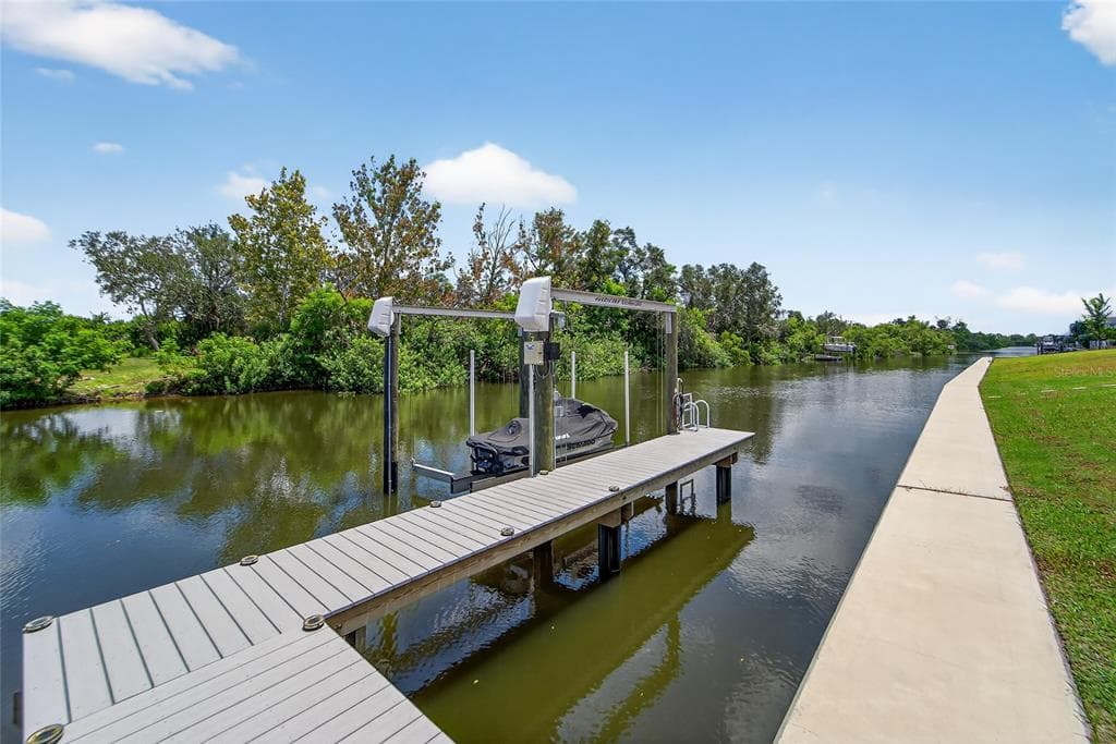 5961 BLAKENEY LOOP photo 21