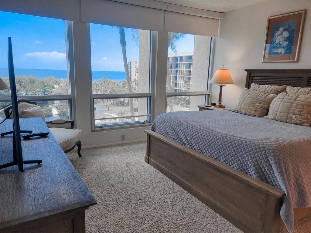 1105 GULF OF MEXICO DRIVE 402 photo 6