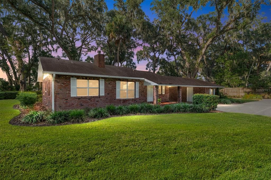 10745 SE SUNSET HARBOR ROAD 4
