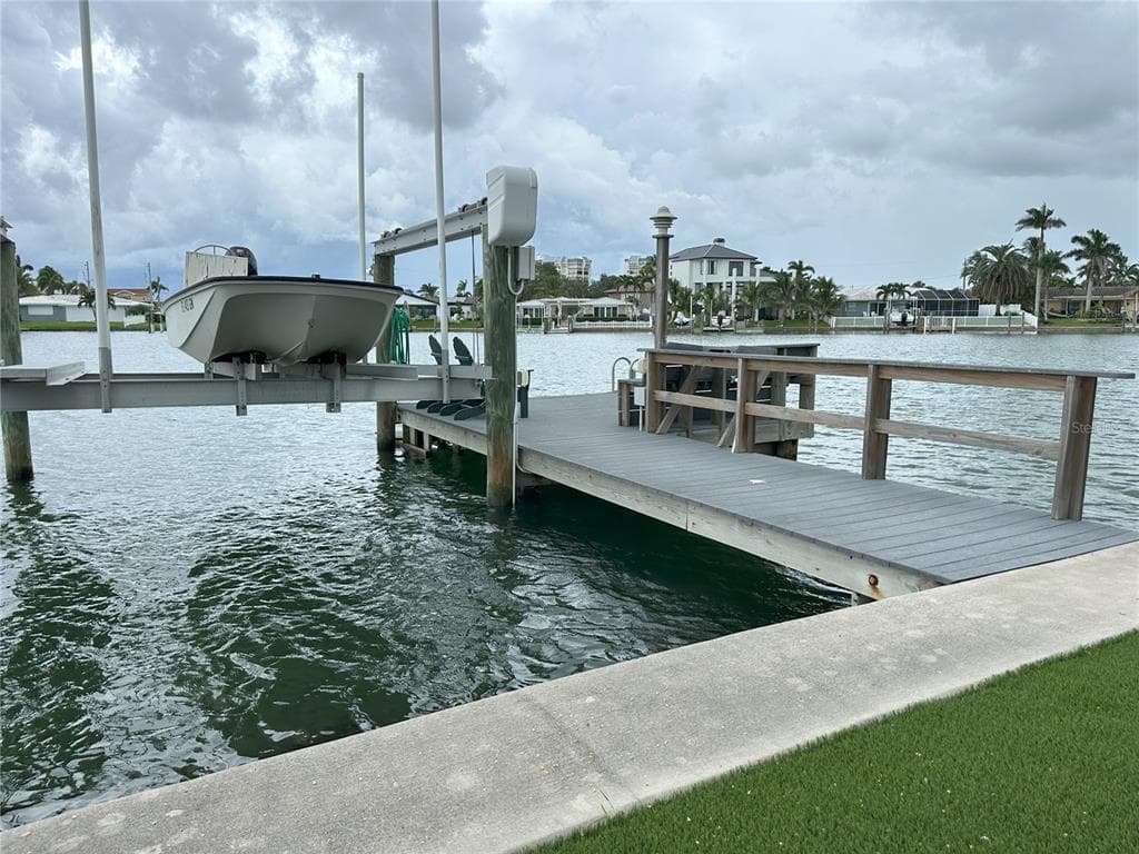 10103 TARPON DRIVE photo 12