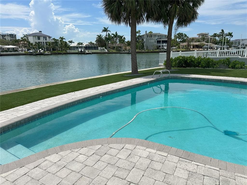 10103 TARPON DRIVE photo 8