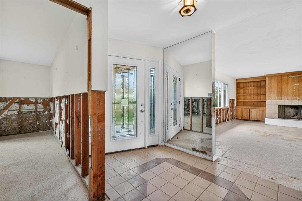 377 S SHORE DRIVE photo 16