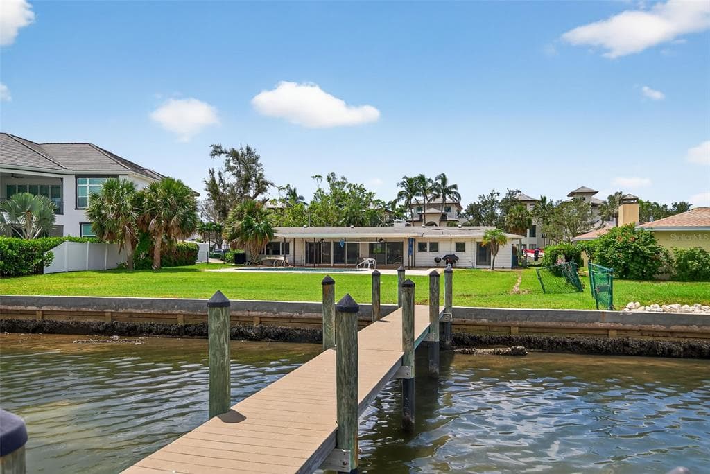 377 S SHORE DRIVE photo 12