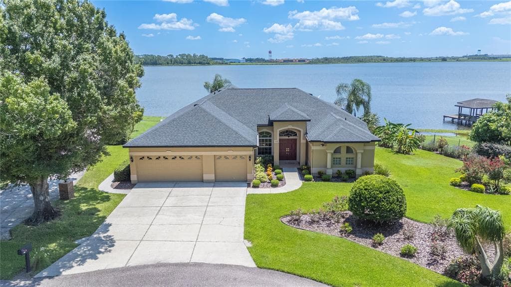 102 BAYBERRY DRIVE 1