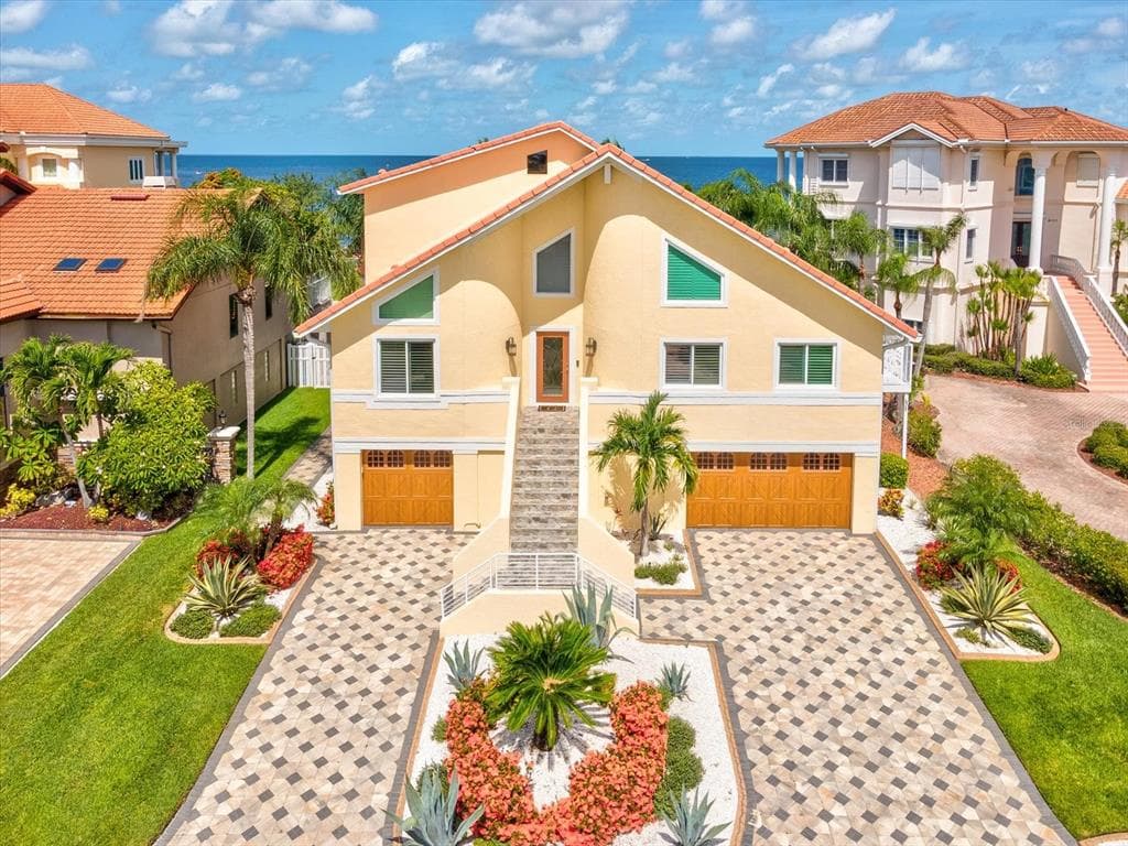 5101 WESTSHORE DRIVE 1