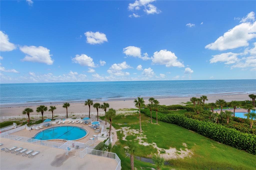 1582 GULF BOULEVARD 1506 photo 5