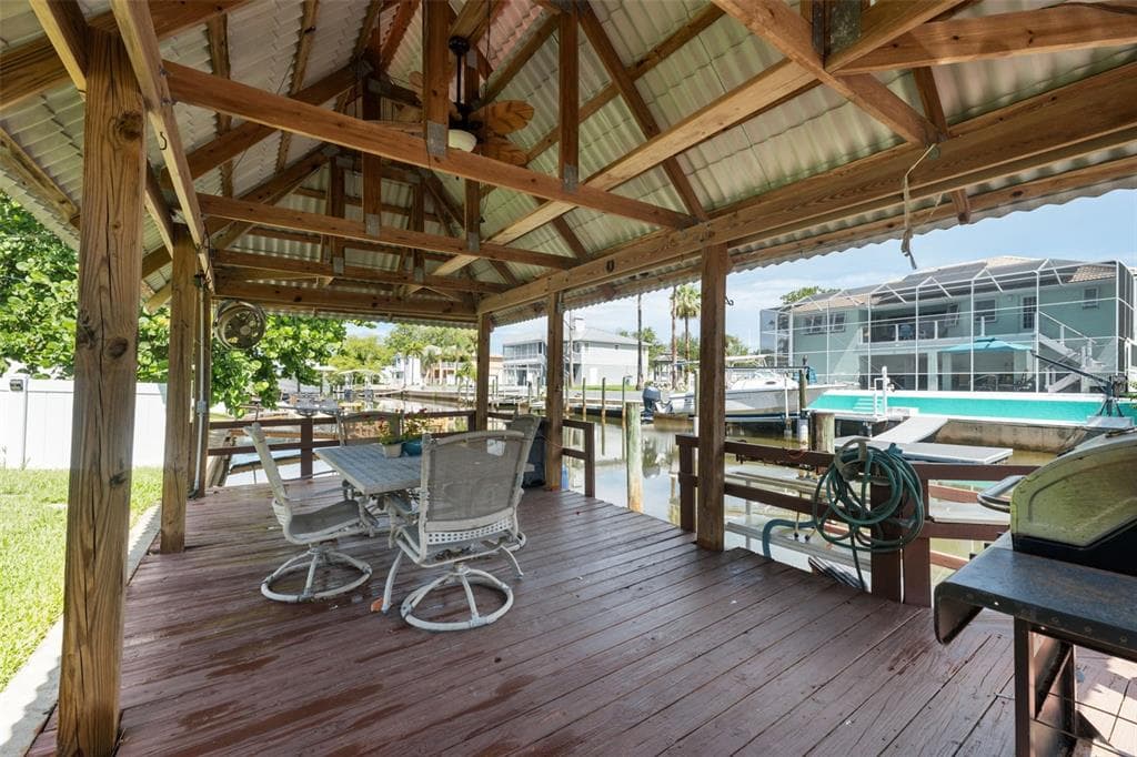 7711 HATTERAS DRIVE photo 9