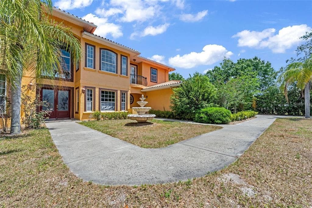 13161 LAKE BUTLER BOULEVARD 4