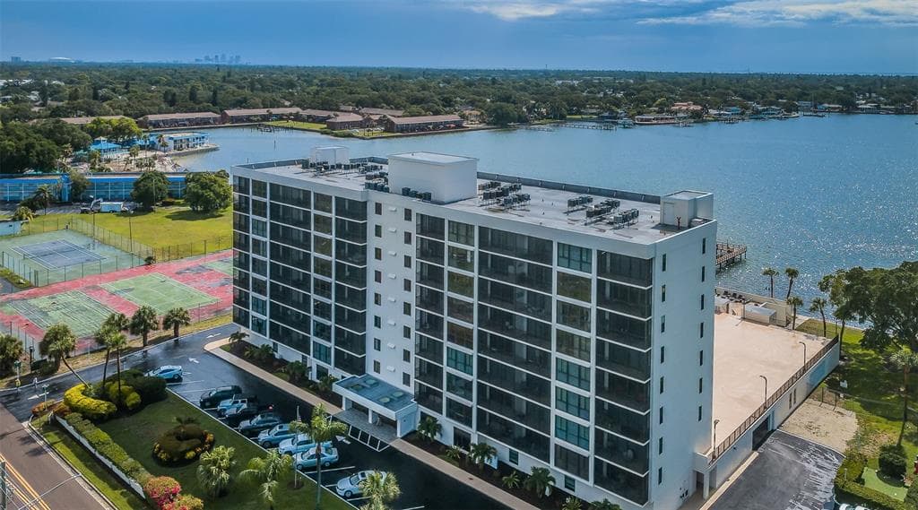 7100 SUNSHINE SKYWAY LANE S #608 1