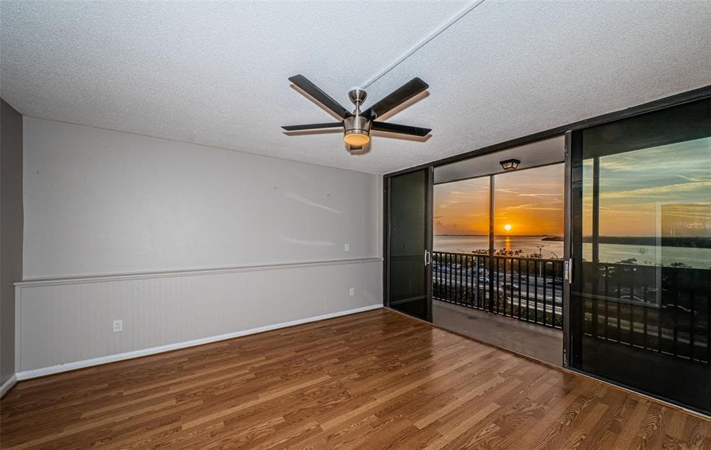 7100 SUNSHINE SKYWAY LANE S #608 4