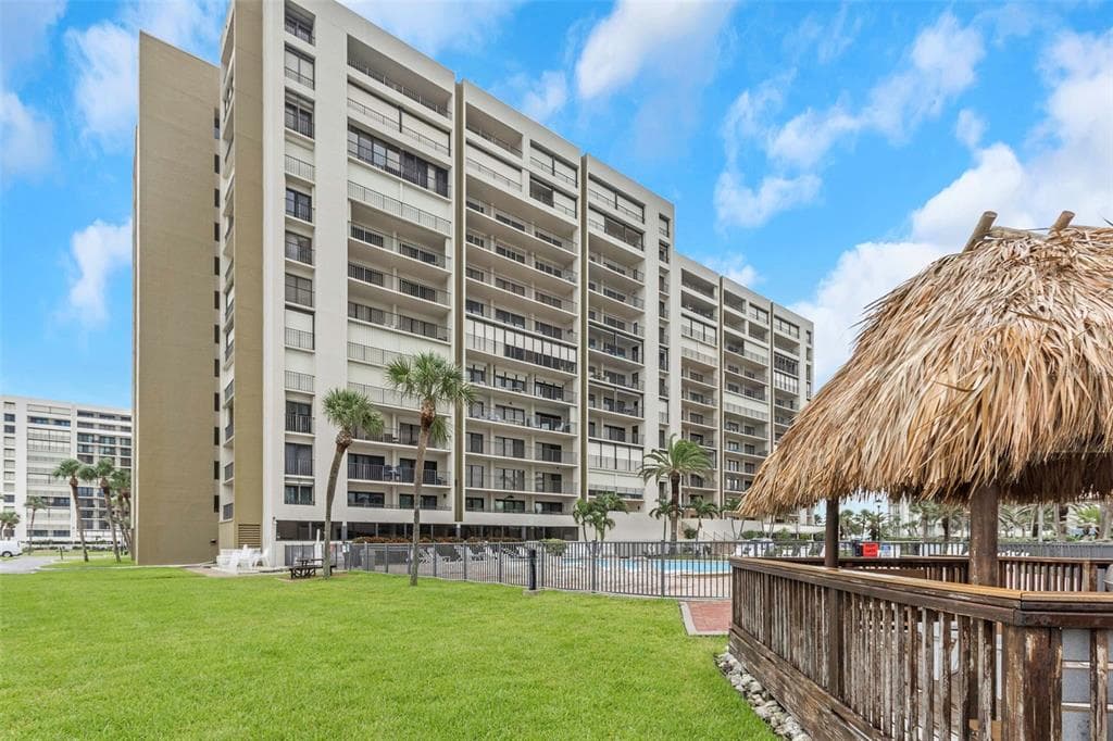 1480 GULF BOULEVARD 506 photo 14