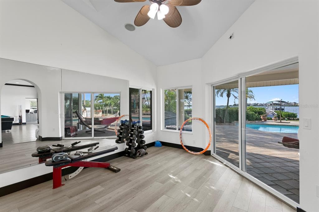 1632 SEA BREEZE DRIVE photo 21