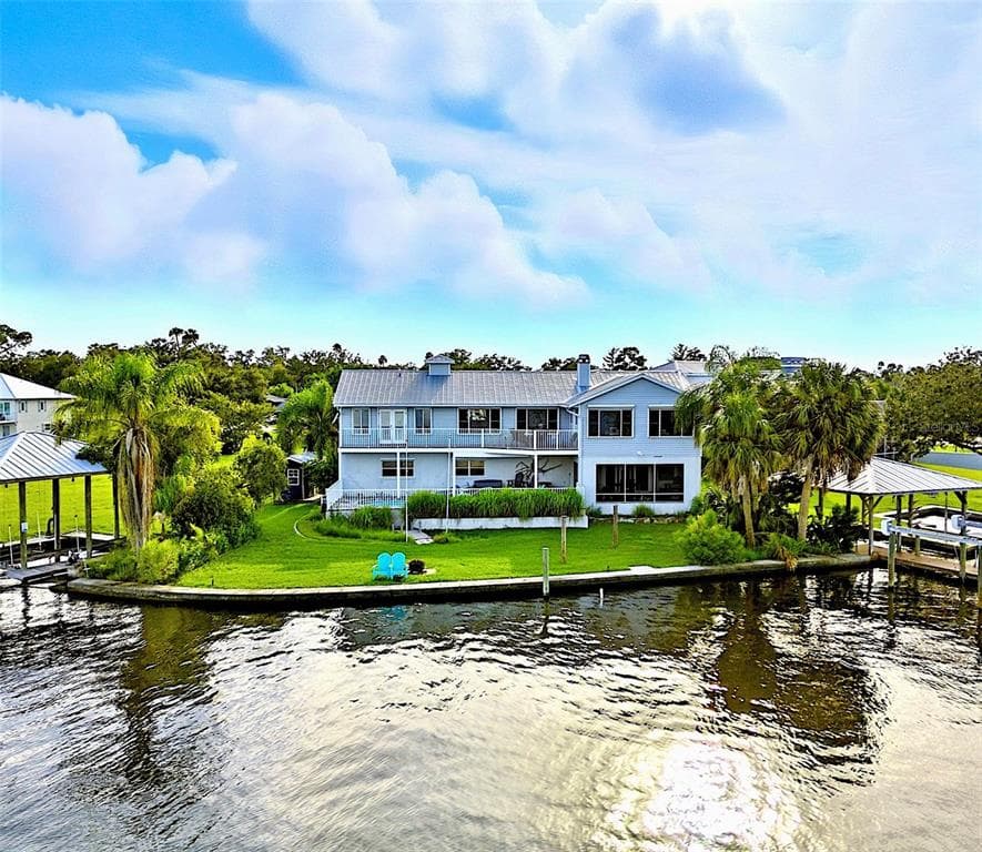 2435 N WATERSEDGE DRIVE 1
