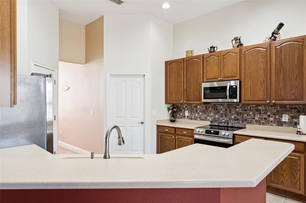 1460 PRAIRIE OAKS DRIVE photo 19