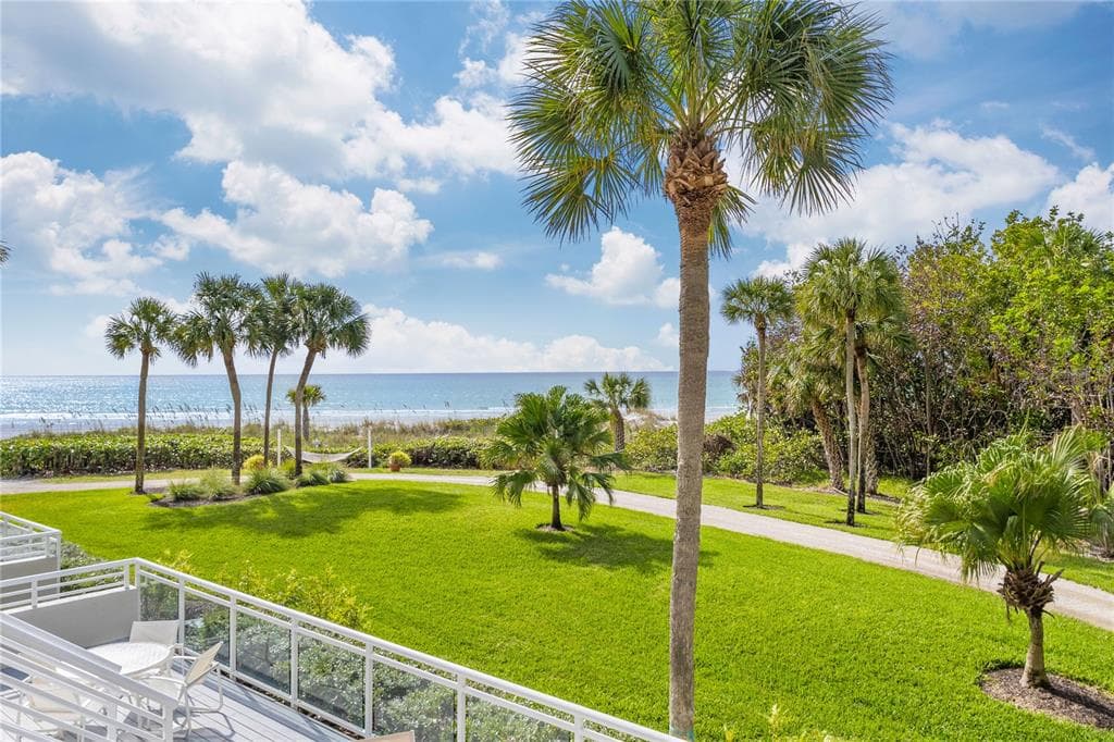 240 SANDS POINT ROAD 4102 photo 1