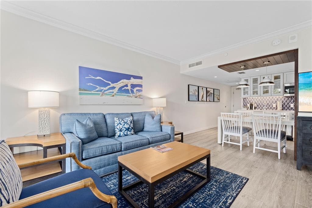 240 SANDS POINT ROAD 4102 photo 8