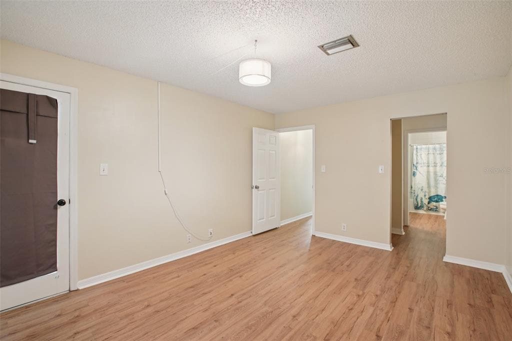 7300 SUNSHINE SKYWAY LANE S 202 photo 19