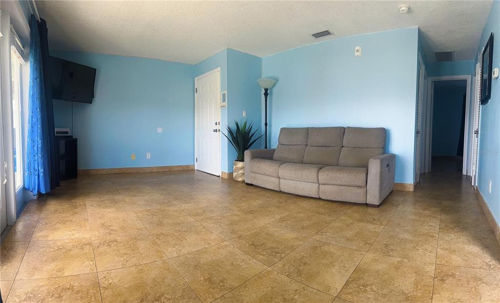 4859 COQUINA KEY DRIVE SE #C 4