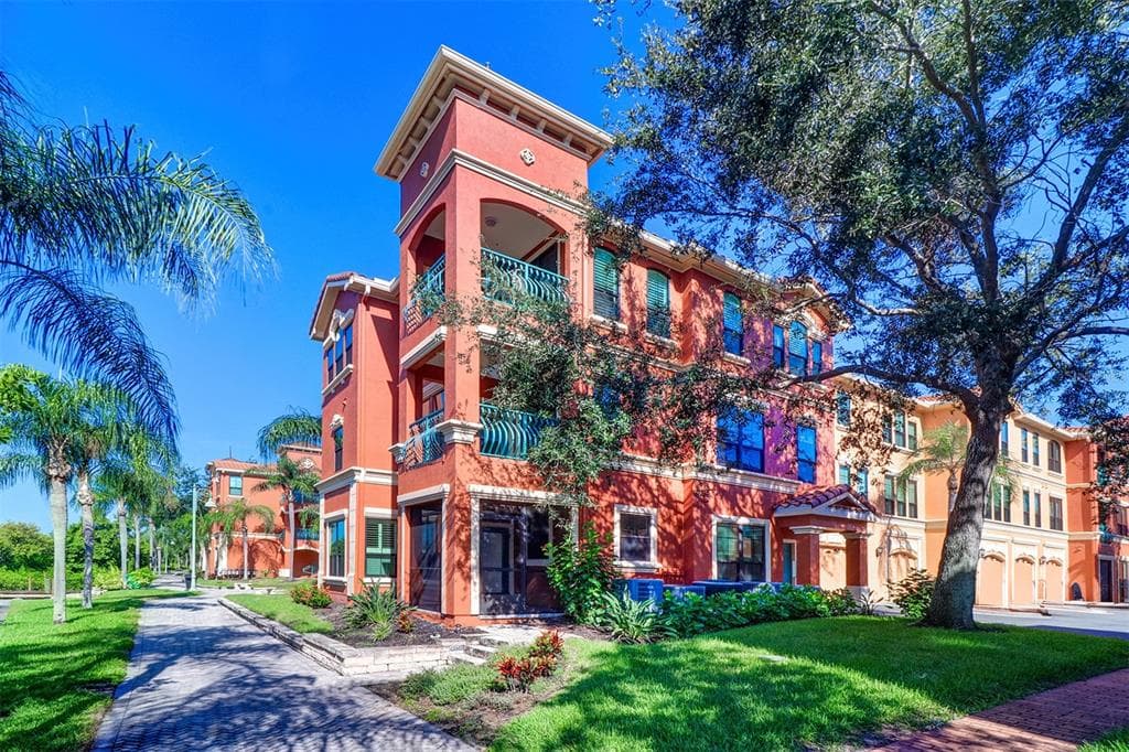 2757 VIA CIPRIANI #1114A 3