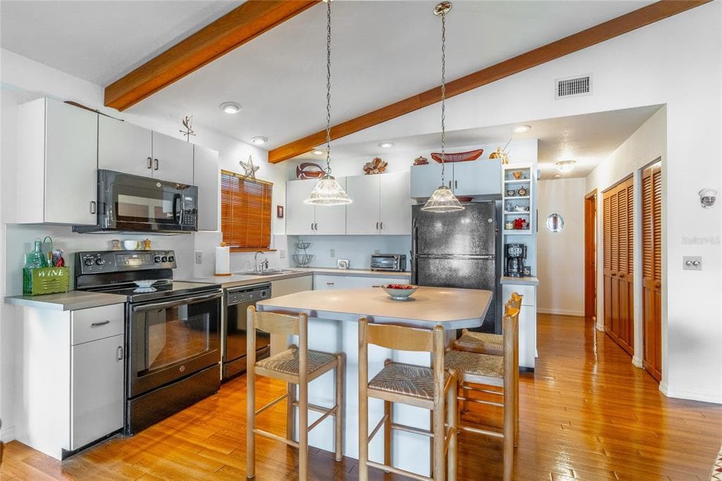 121 N LAKE GEORGE DRIVE photo 18