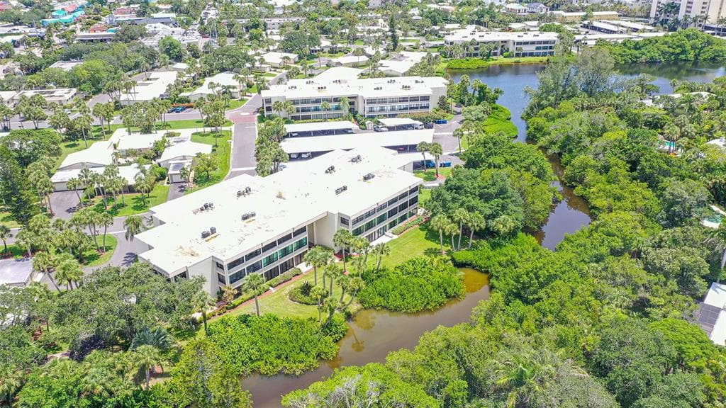 225 HOURGLASS WAY 103 photo 23