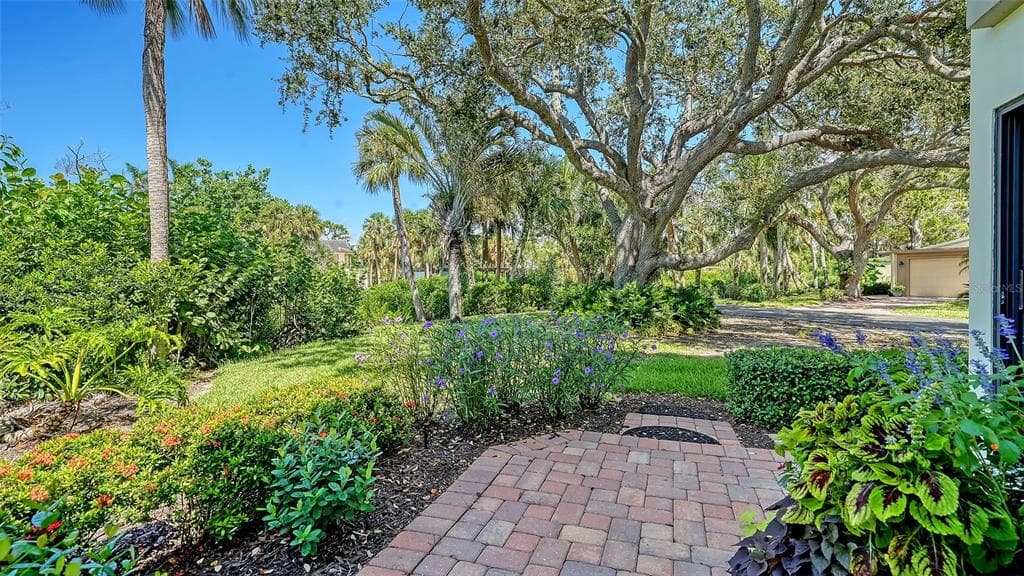 225 HOURGLASS WAY 103 photo 21