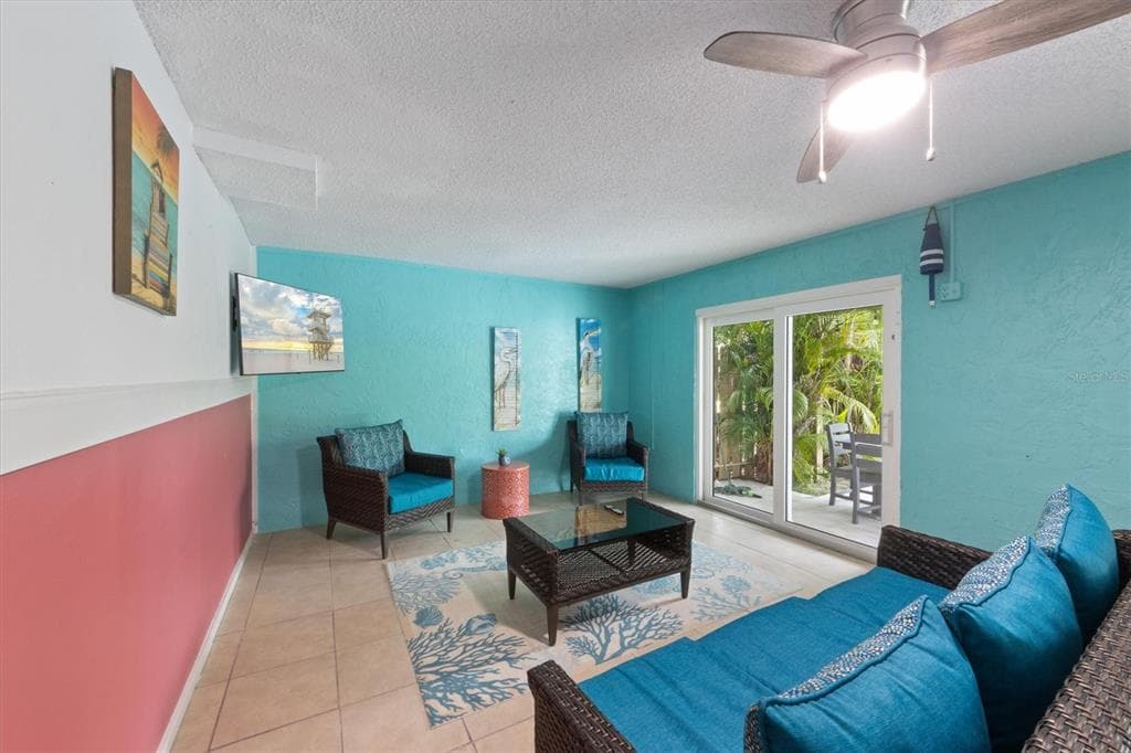 6808 PALM DRIVE B photo 17